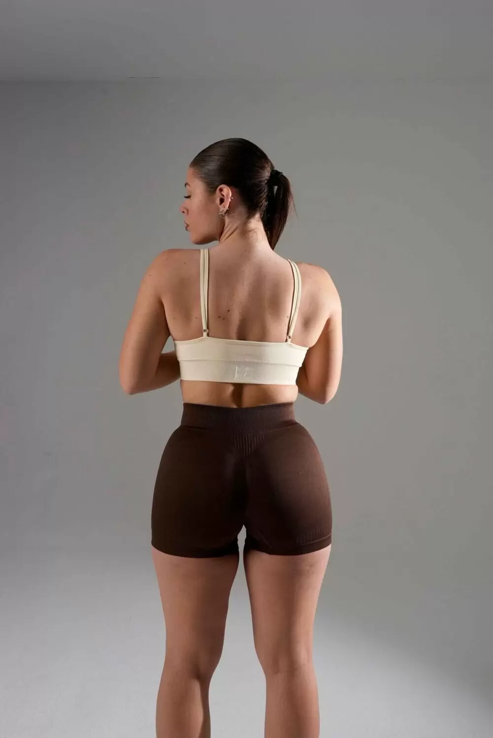 Seamless support sports bra buttermilk beige - Image 2